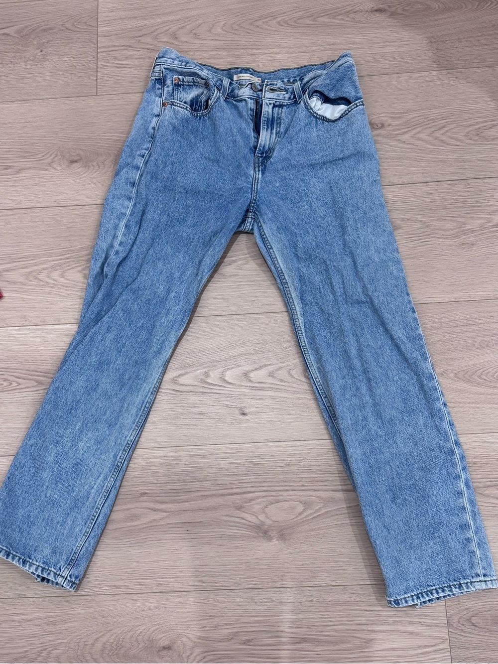 Levi’s-Low pro straight. Size 31